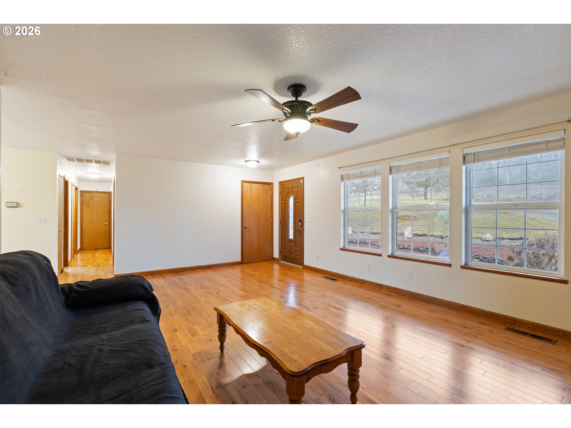 1720 Elgarose Road Roseburg, OR 97471 - Photo 8 of 48