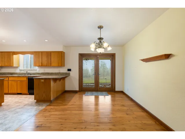 $639,000 | 1720 Elgarose Road, Roseburg, OR 97471