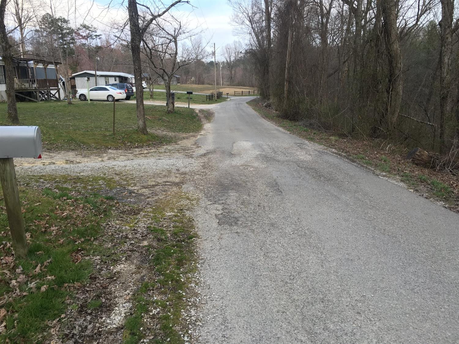 154 Rocky Hill Road Beattyville, KY 41311 - Photo 6 of 23 Listing Photo