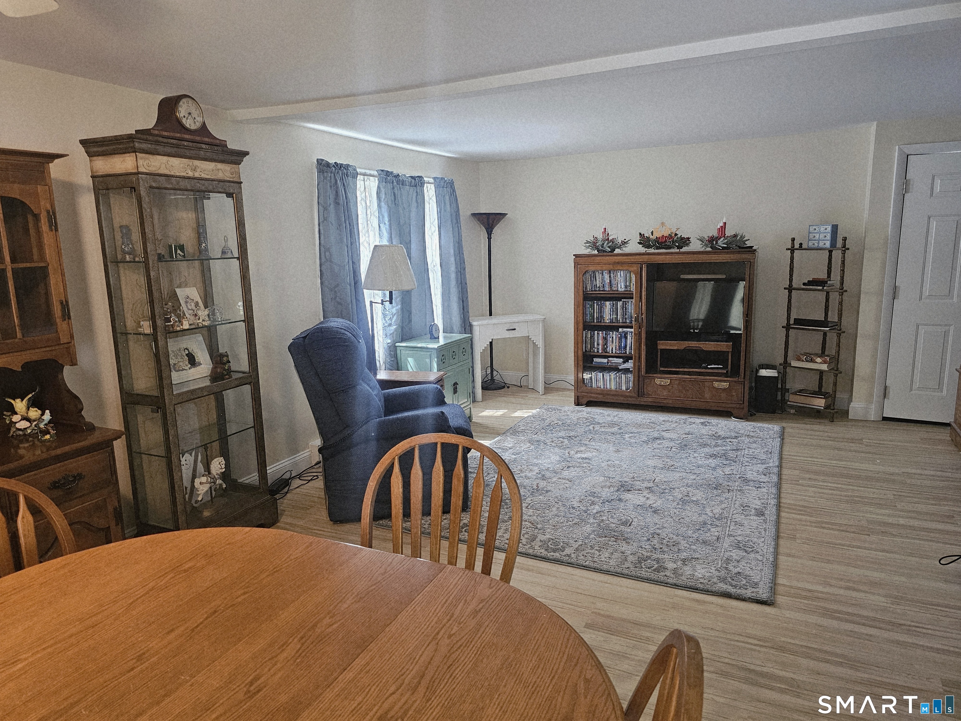 18 Meryl Court Groton, CT 06340 - Photo 5 of 22