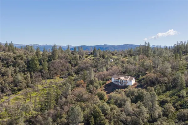 $1,275,000 | 3204 Skunk Ranch Road, Murphys, CA 95247