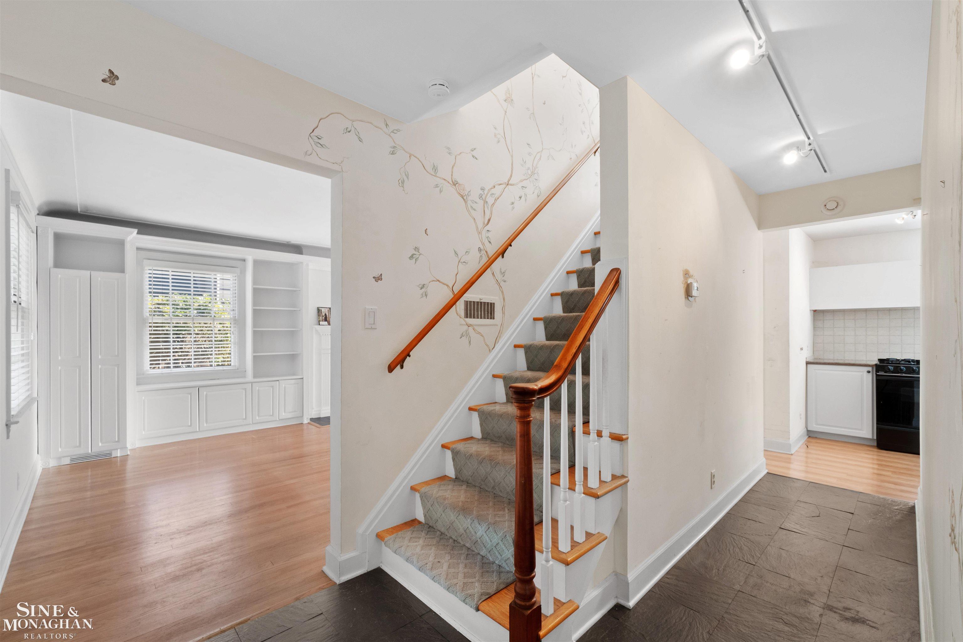 245 Moross Road Grosse Pointe Farms, MI 48236 - Photo 25 of 52