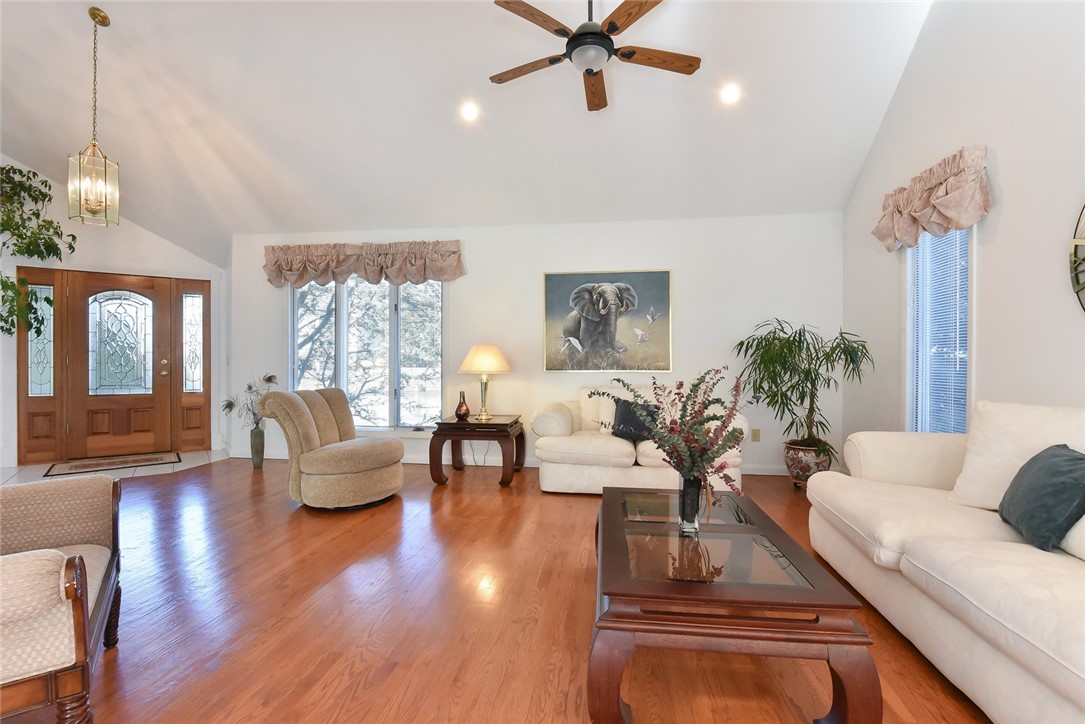 20 Maple Farms Road Cranston, RI 02921 - Photo 3 of 24