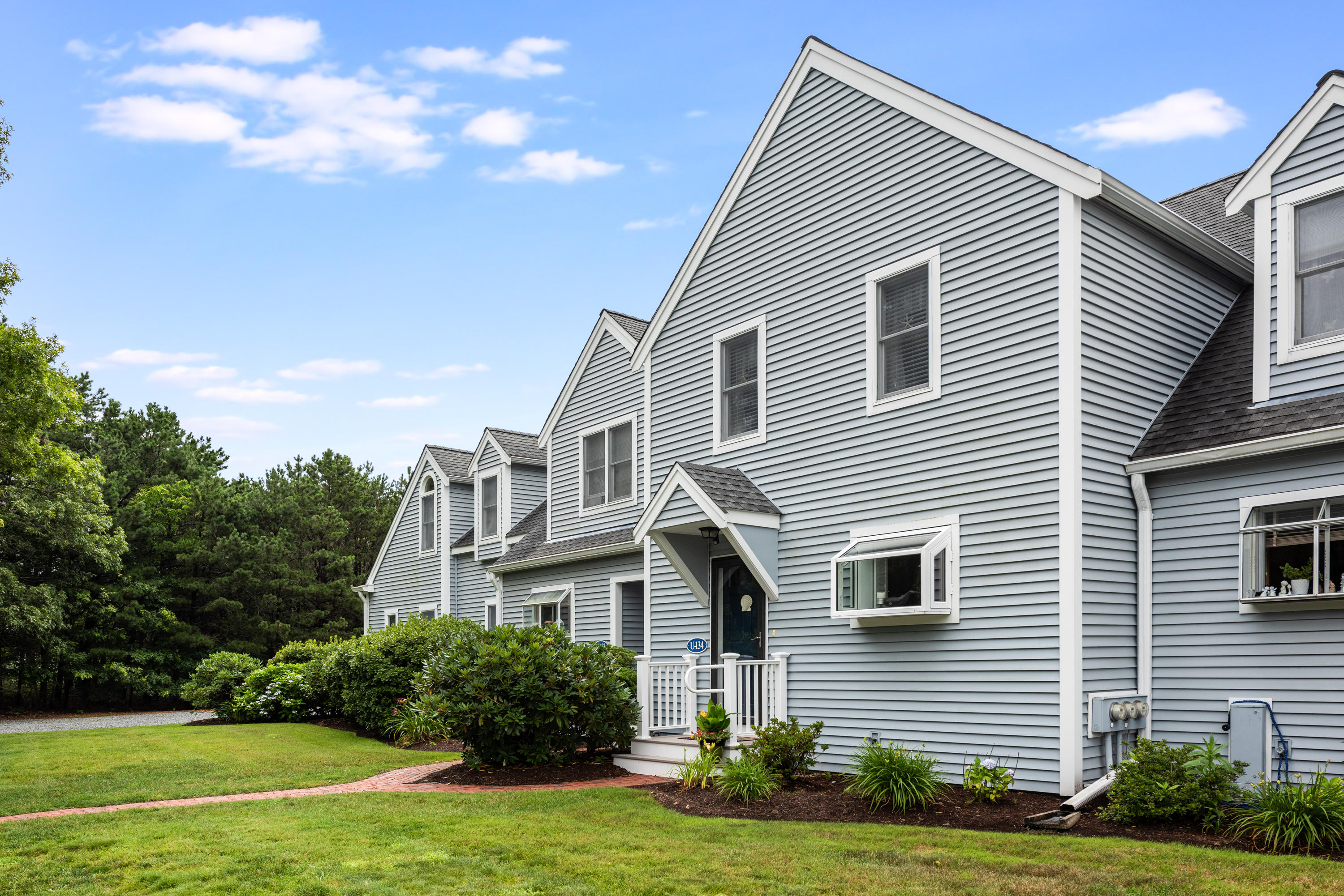 134 Shellback Way, Unit U Mashpee, MA 02649 - Photo 2 of 25 134UShellback101