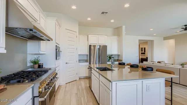 $663,340 | 25630 North 174th Drive, Surprise, AZ 85387