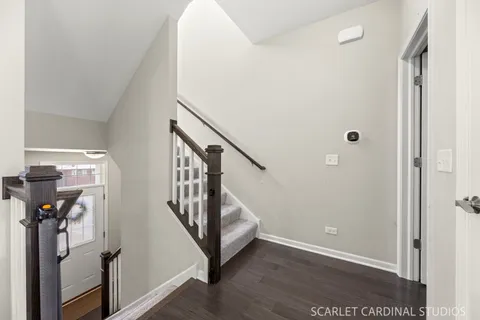 $500,000 | 840 Center Street, Des Plaines, IL 60016