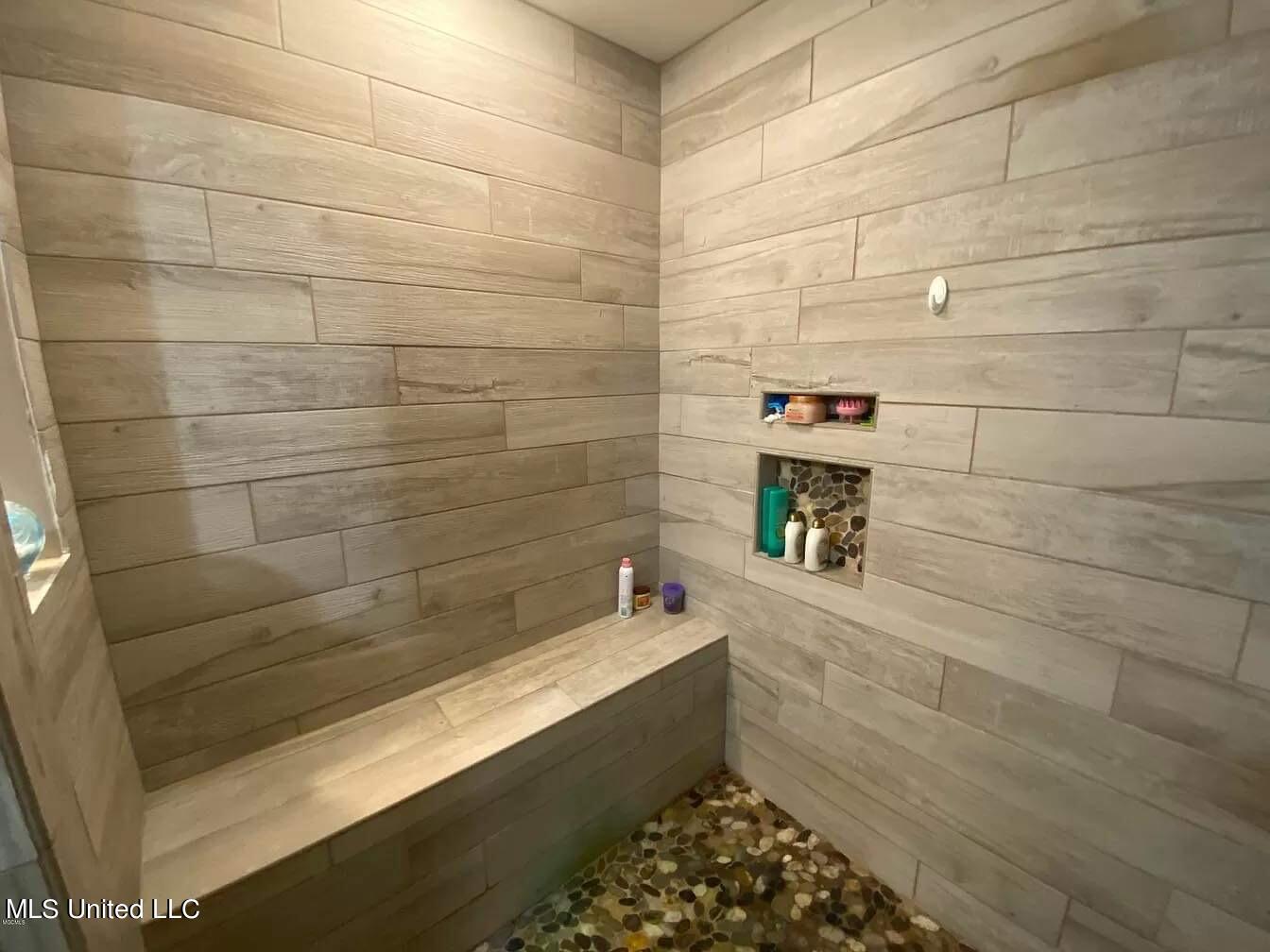 6105 McCormack Road Moss Point, MS 39562 - Photo 17 of 32 IMG_3919