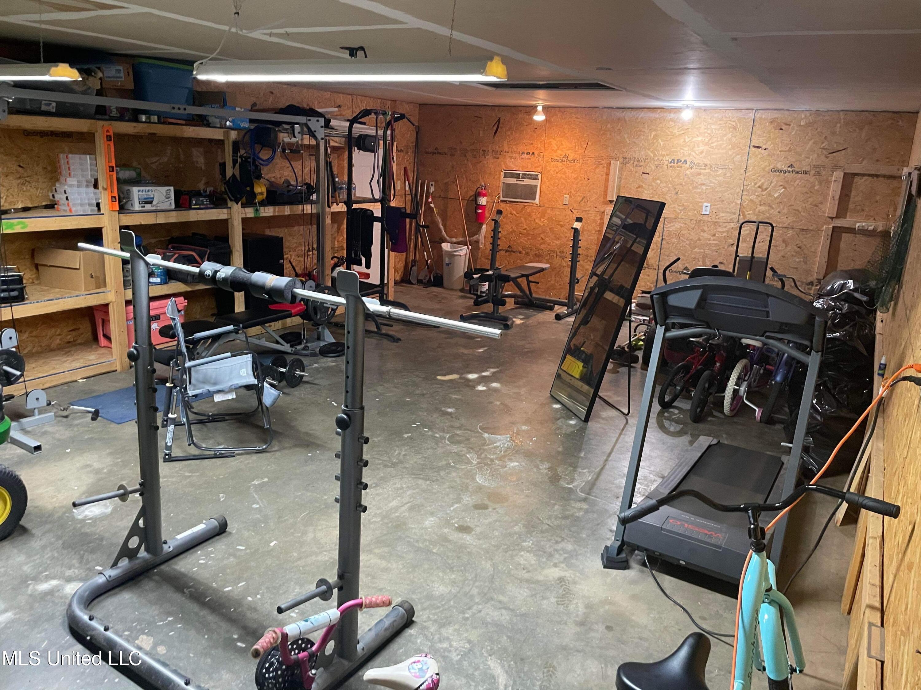 6105 McCormack Road Moss Point, MS 39562 - Photo 32 of 32 IMG_3946