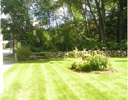 2 Roberts Road Wilmington, MA 01887 - Photo 13 of 13 Gallery Image 13