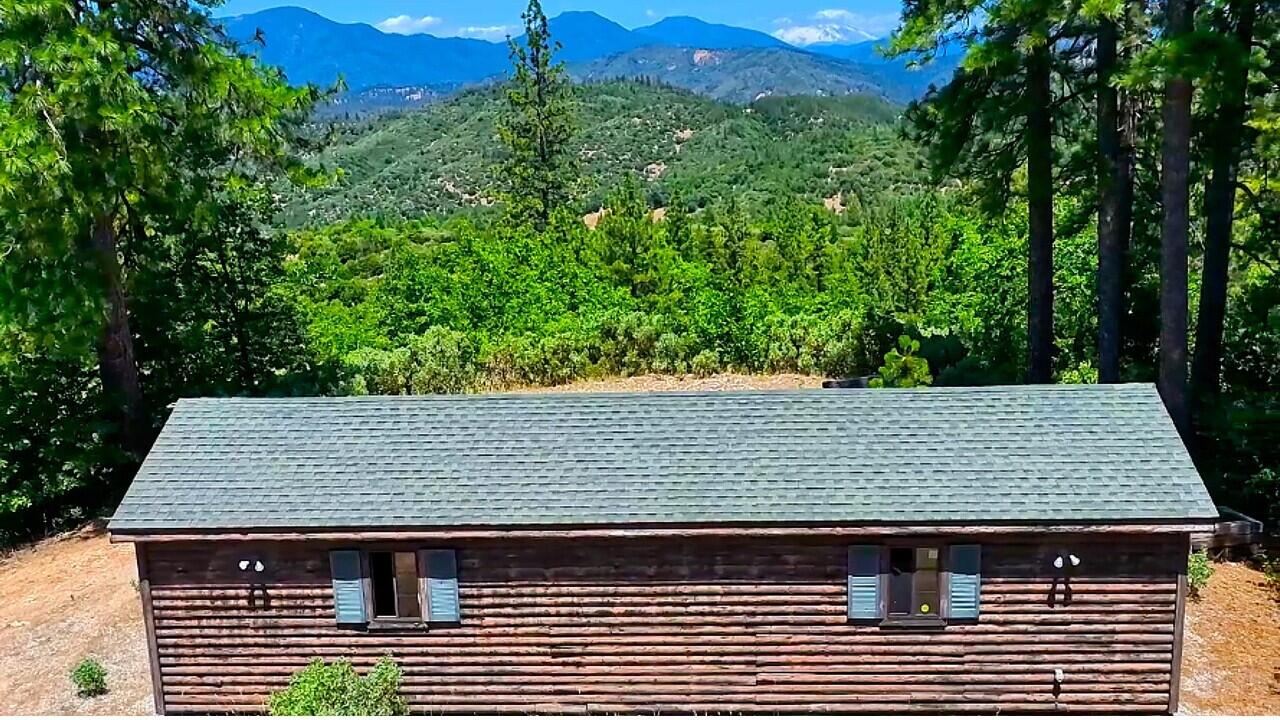 0 Backbone Road Bella Vista, CA 96008 - Photo 2 of 38 a view of a backyard