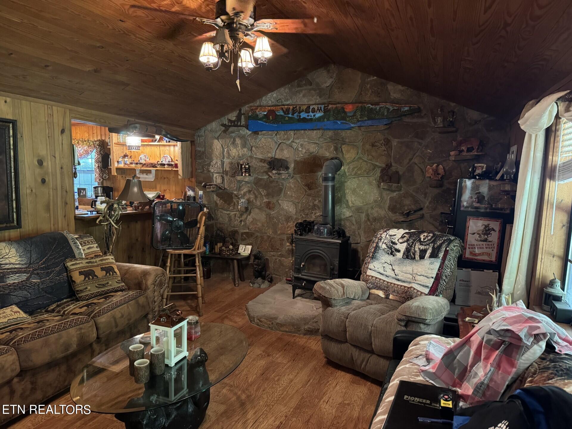 170 Valley Loop Road Crossville, TN 38572 - Photo 11 of 40 thumbnail_IMG_4424