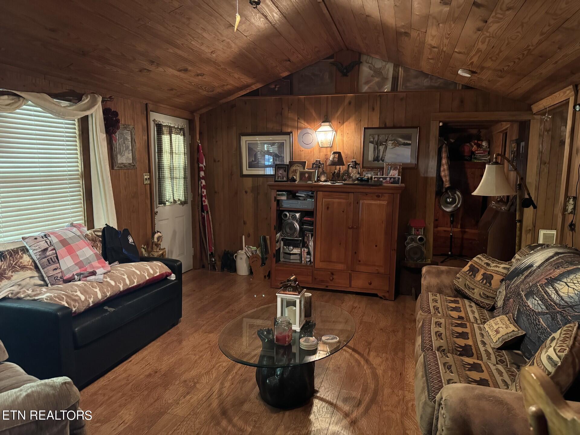 170 Valley Loop Road Crossville, TN 38572 - Photo 13 of 40 thumbnail_IMG_4418