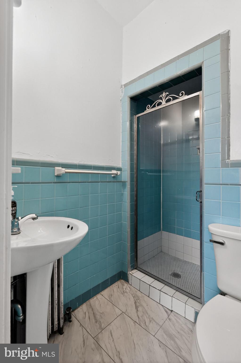 4549 North 13th Street Philadelphia, PA 19140 - Photo 9 of 15