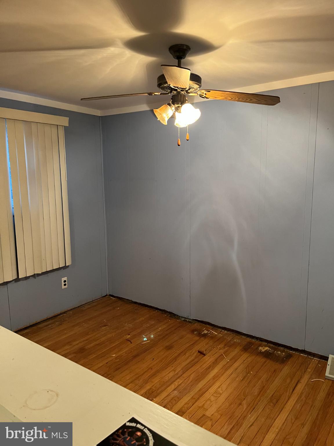 810 Bennington Road Folcroft, PA 19032 - Photo 5 of 24 Bright, airy space ready for transformation.