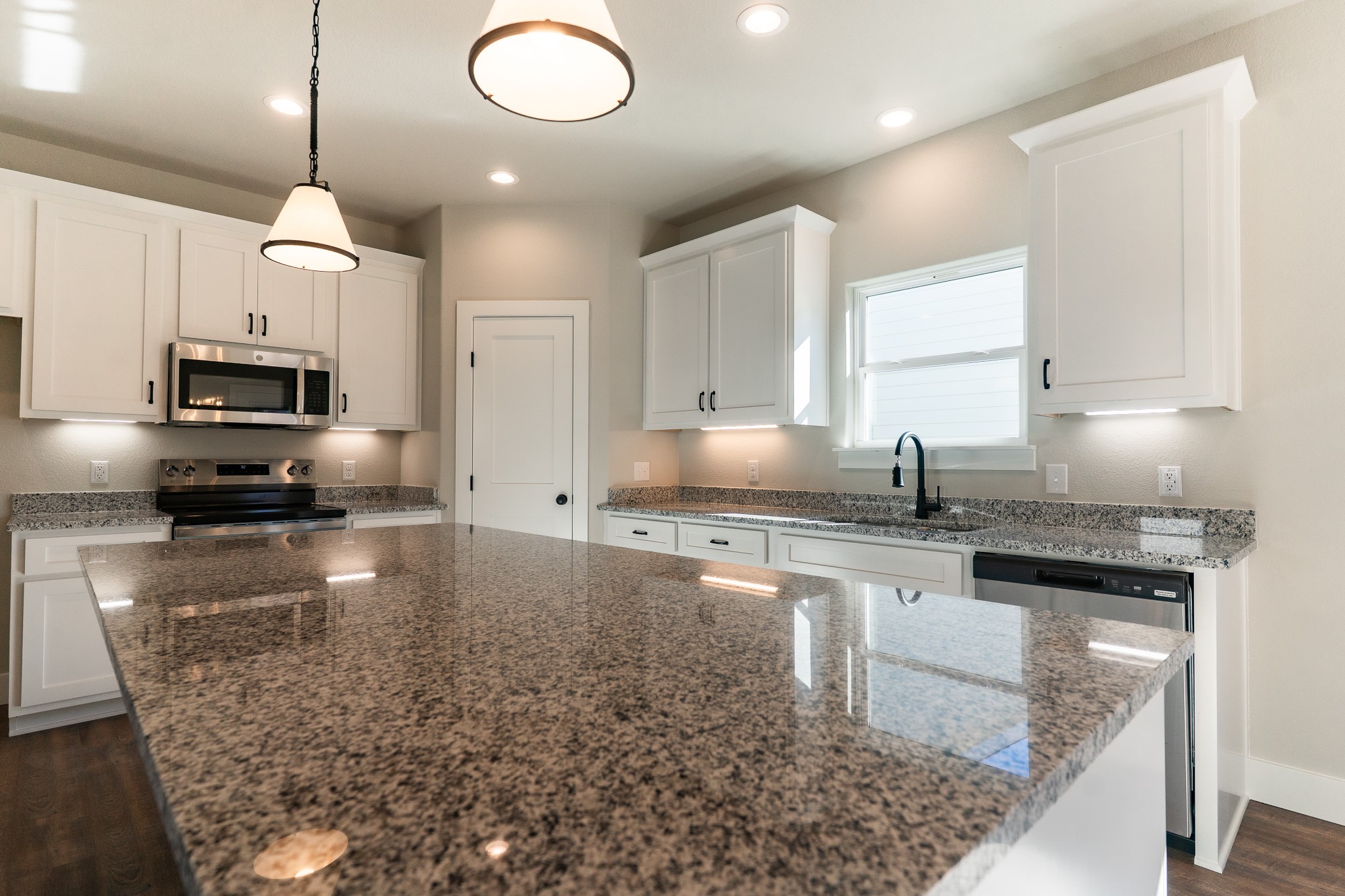 311 String Prairie Way Smithville, TX 78957 - Photo 12 of 29