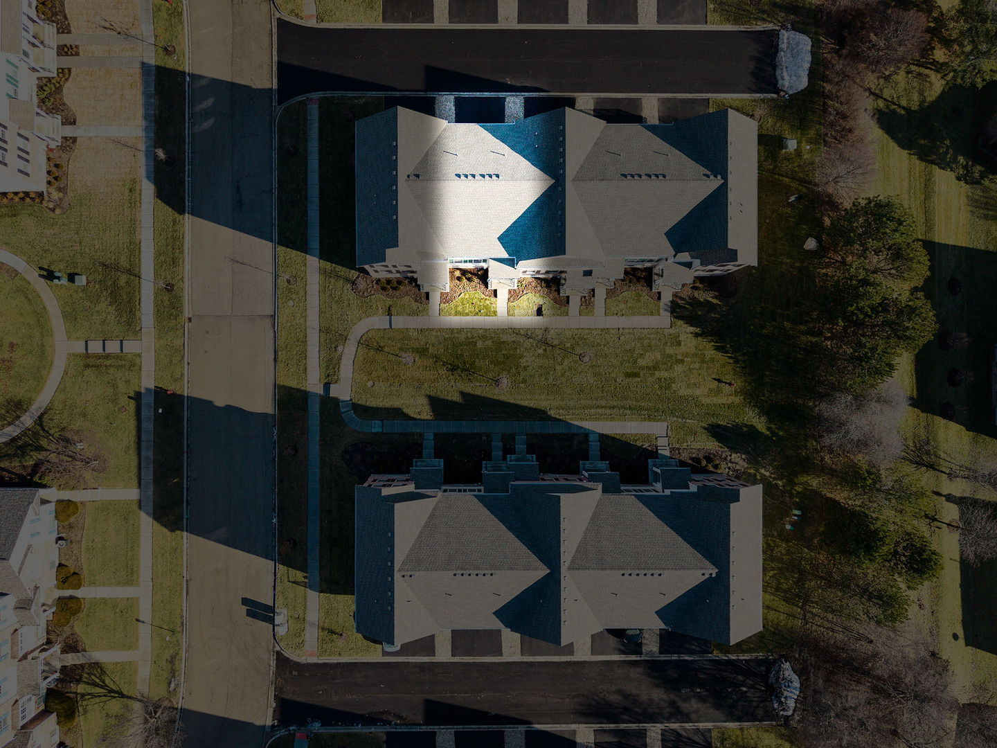 1703 Neubauer Circle Lindenhurst, IL 60046 - Photo 36 of 37 an aerial view of a house with a yard