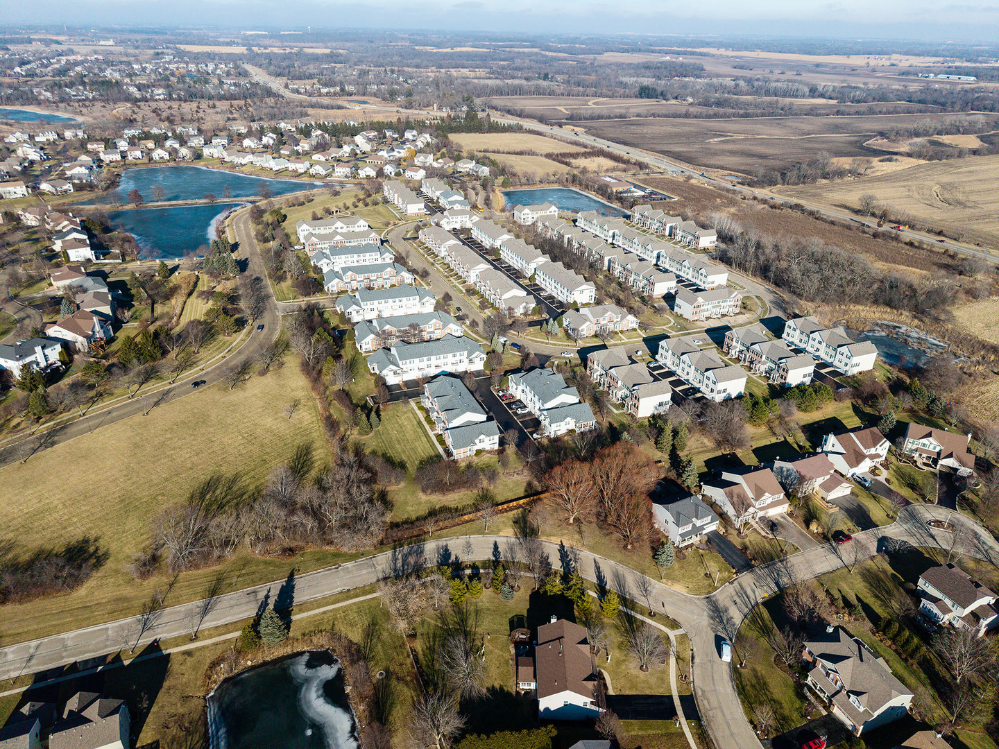 1703 Neubauer Circle Lindenhurst, IL 60046 - Photo 37 of 37 an aerial view of a city