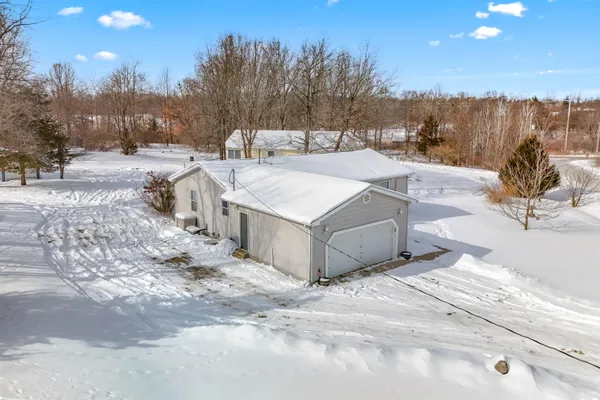 $242,500 | 10362 Glencoe Road, Jerome, MI 49249