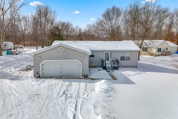 $242,500 | 10362 Glencoe Road, Jerome, MI 49249