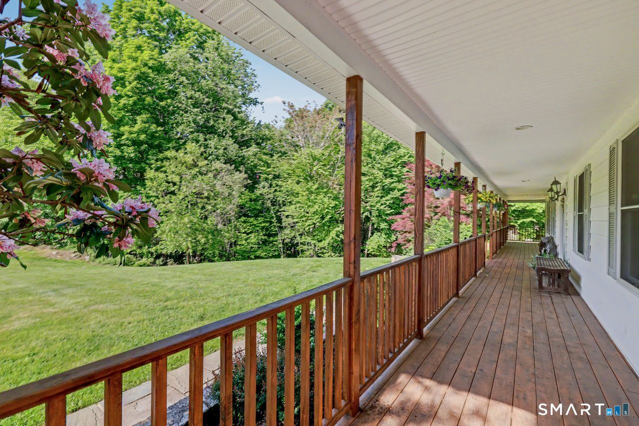 28 Goodridge Road Redding, CT 06896 - Photo 38 of 40