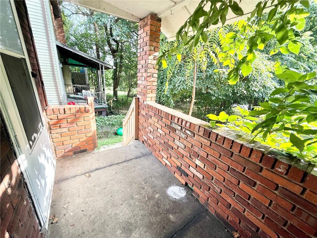 927 Vankirk Street Clairton, PA 15025 - Photo 7 of 8