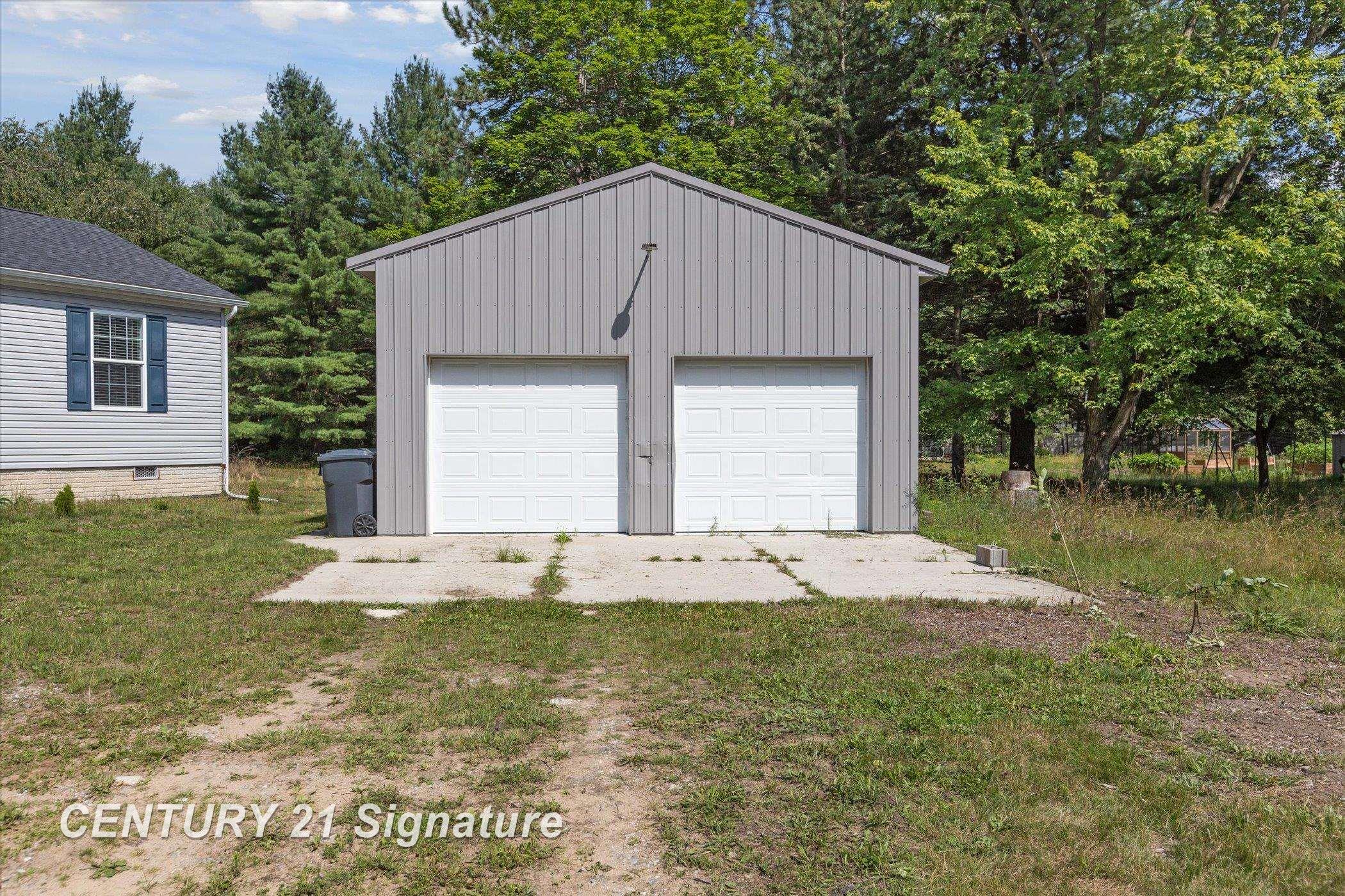8414 North Sturgeon Road Midland, MI 48642 - Photo 39 of 40 Gallery Image 39
