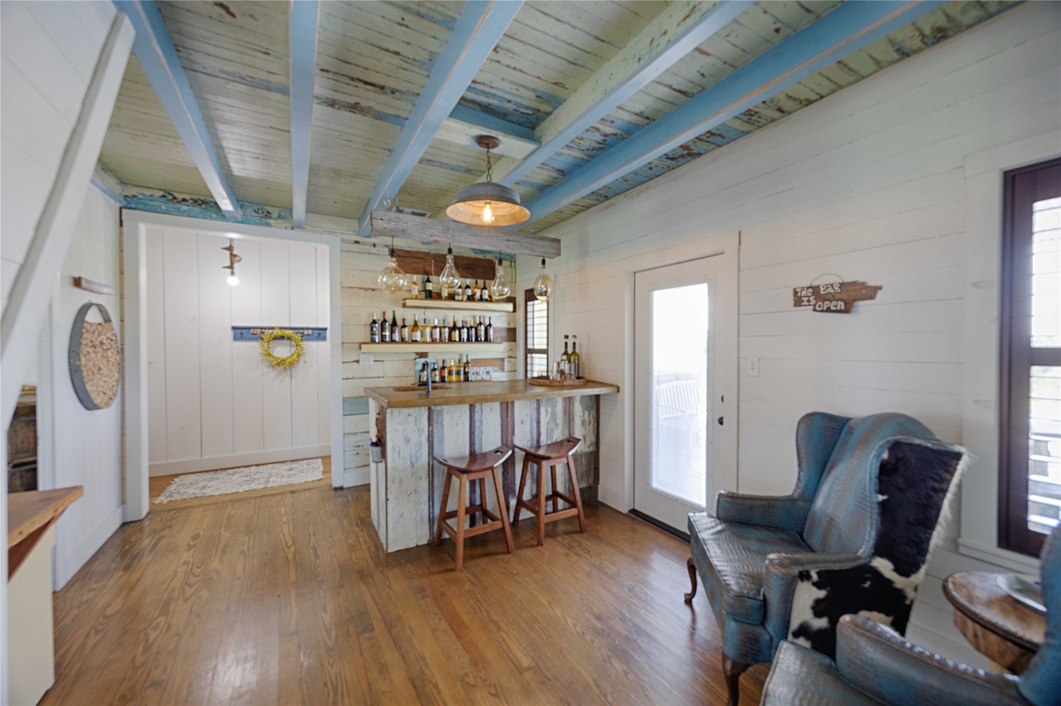 2210 Fm 615 Schulenburg, TX 78956 - Photo 28 of 49 a view of a workspace with furniture and a window