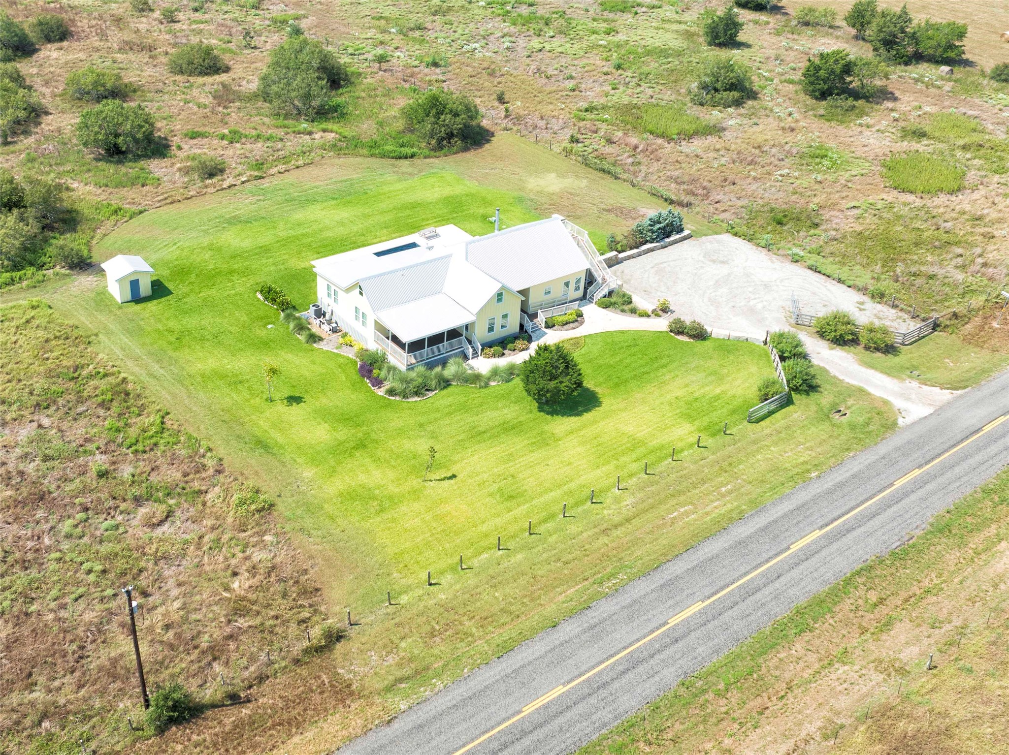 2210 Fm 615 Schulenburg, TX 78956 - Photo 48 of 49 a view of yard from terrace