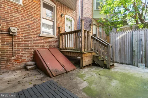 $240,000 | 524 North Clayton Street, Wilmington, DE 19805