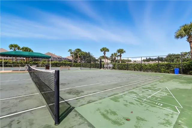 a view of a tennis court