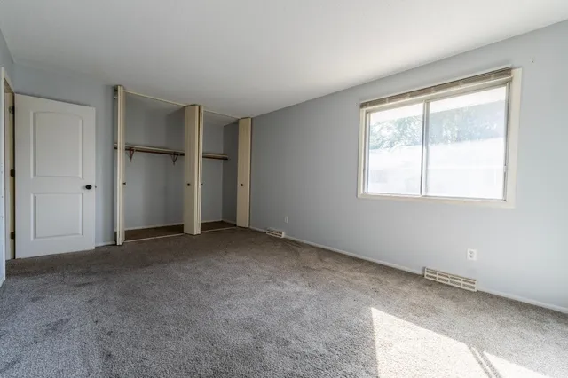 $185,000 | 2363 Dorland Lane, Maplewood, MN 55119