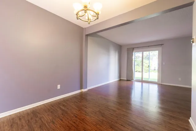 $185,000 | 2363 Dorland Lane, Maplewood, MN 55119