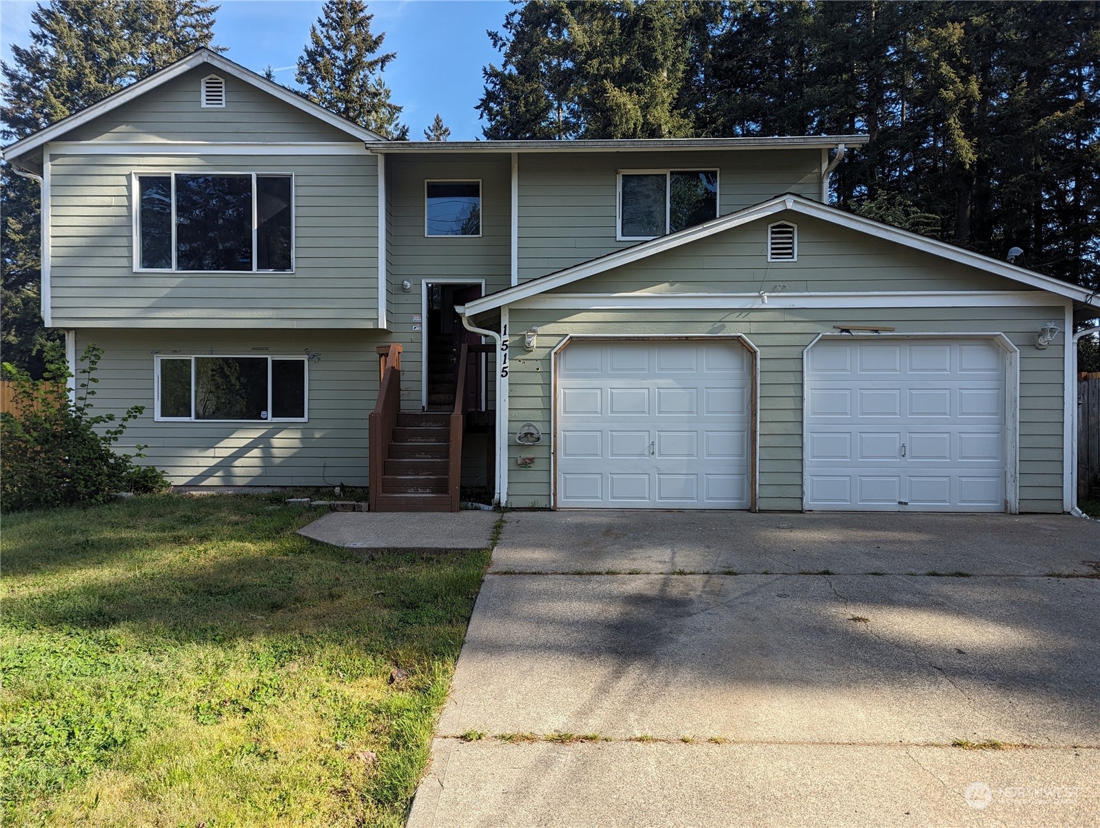 1515 Southeast Cedar Road Port Orchard, WA 98367 - Photo 2 of 19 Gallery Image 2
