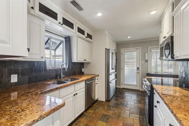 $530,000 | 504 Monssen Drive, Dallas, TX 75224