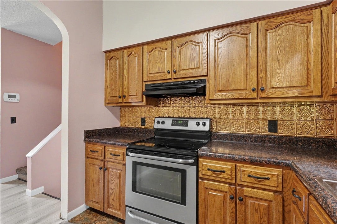 3583 Plover Drive Decatur, IL 62526 - Photo 13 of 41 Gallery Image 13