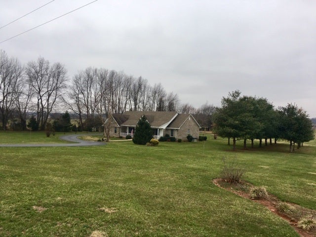 2929 Roark Road Franklin, KY 42134 - Photo 4 of 34 Gallery Image 4
