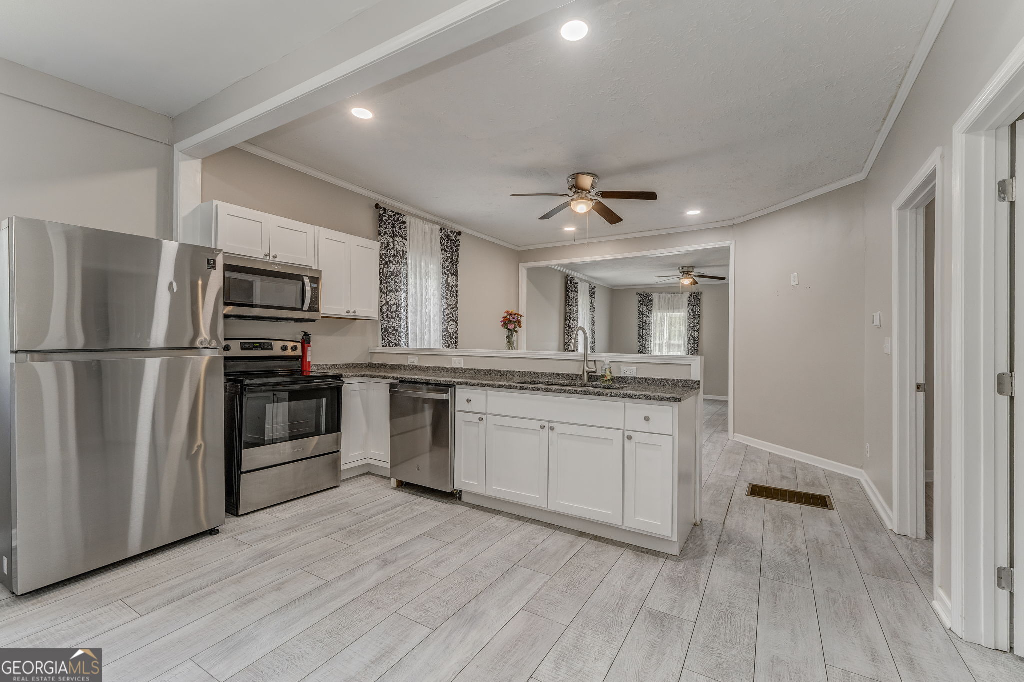 320 West 3rd Street Rome, GA 30165 - Photo 19 of 47