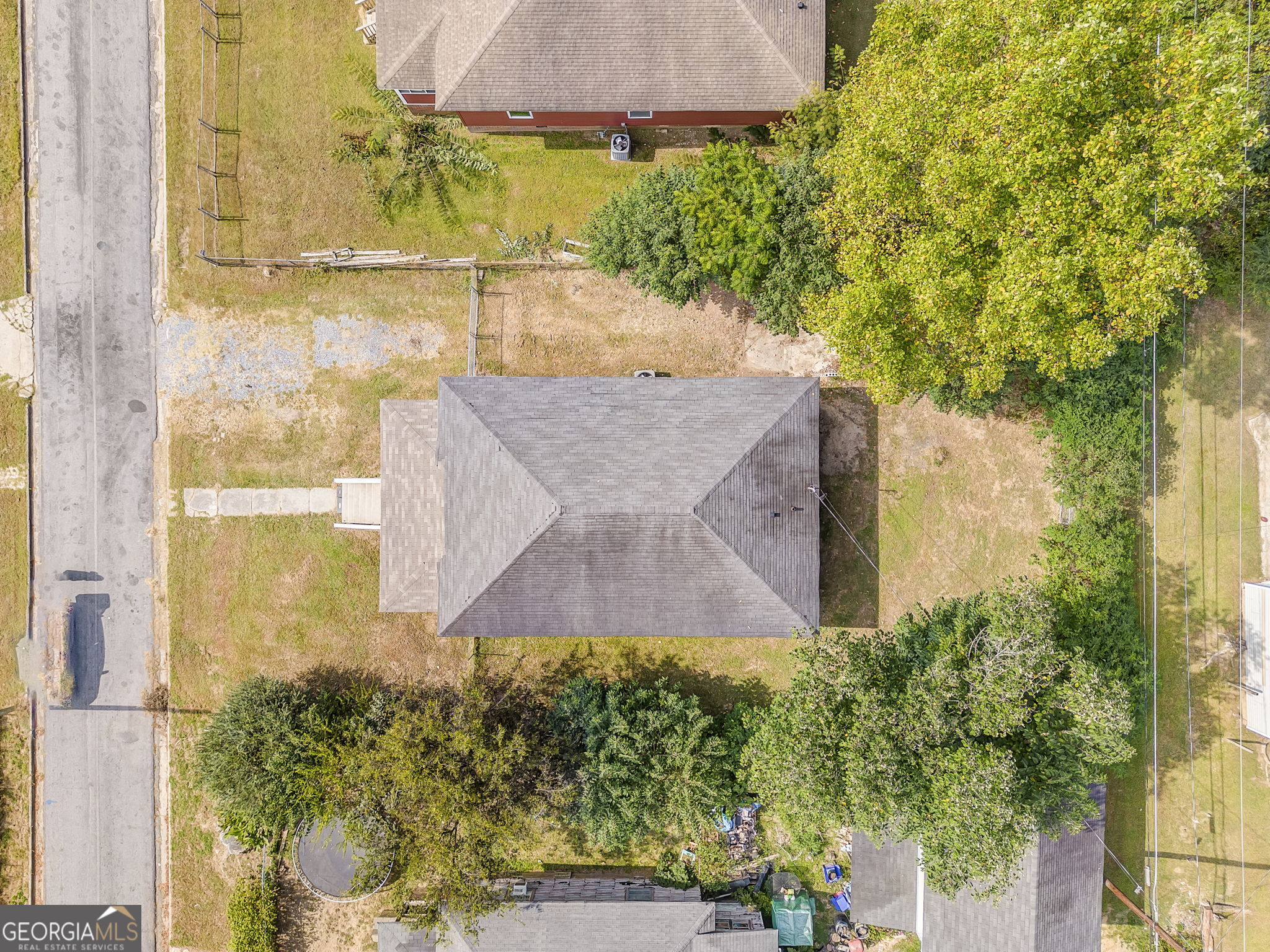 320 West 3rd Street Rome, GA 30165 - Photo 6 of 47