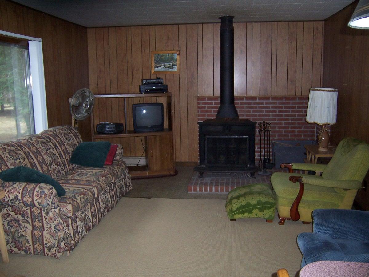 2016 North Red Oak Road Lewiston, MI 49756 - Photo 3 of 9 Gallery Image 3