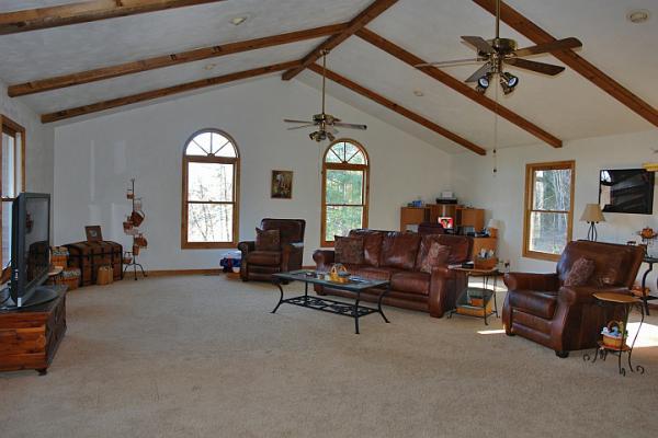 4040 Jae Valley Road Roanoke, VA 24014 - Photo 3 of 25 Great Room