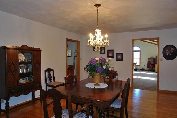 4040 Jae Valley Road Roanoke, VA 24014 - Photo 10 of 25 Dining