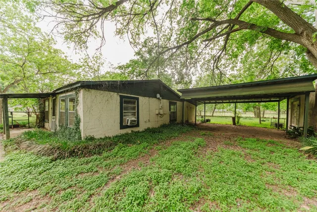 $88,000 | 262 State Highway 95, Unit A, Smithville, TX 78957