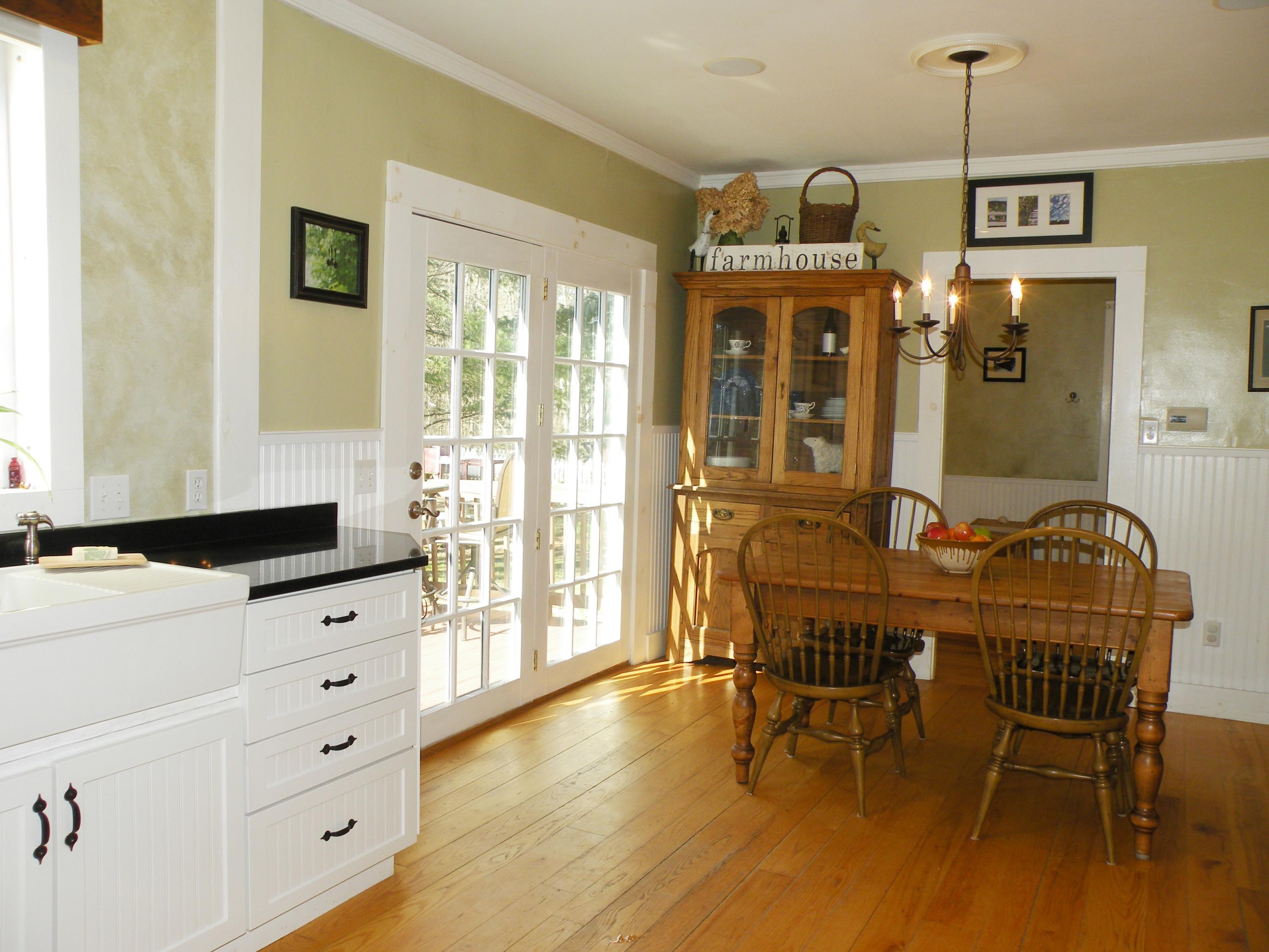 154 Woodman Road Buxton, ME 04093 - Photo 9 of 50 8 Sunny dining area in kitchen