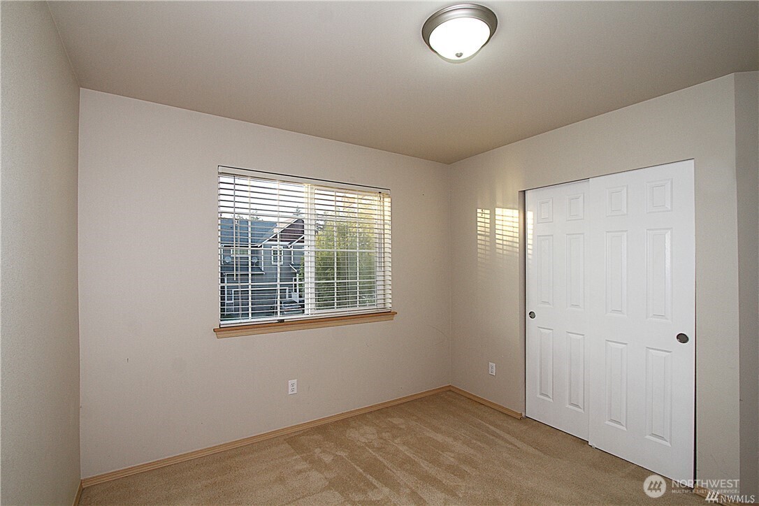 2422 Stafford Way Bothell, WA 98012 - Photo 7 of 18