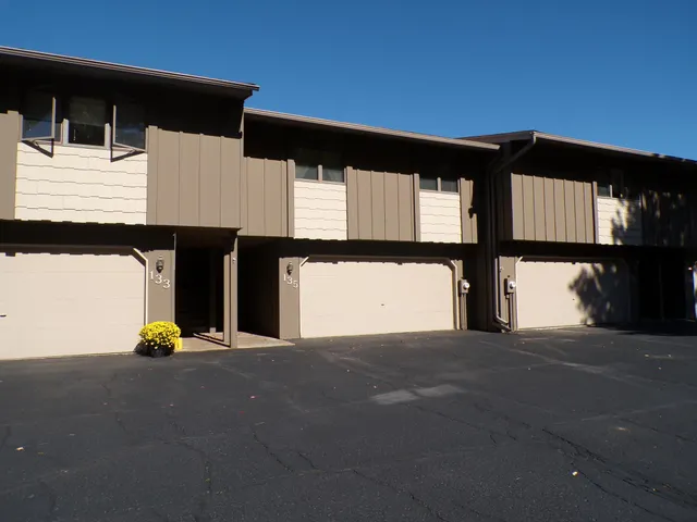 $199,500 | 135 Kingswood Drive, Red Wing, MN 55066