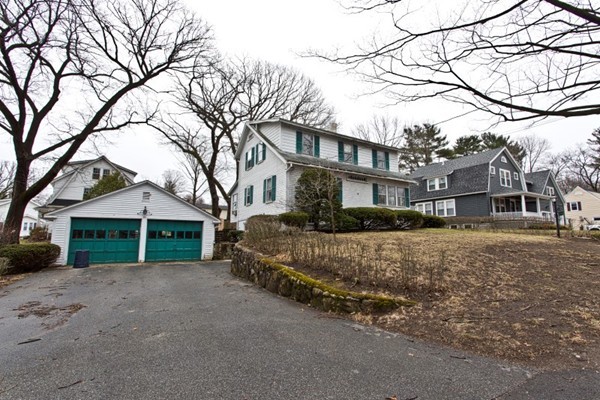 37 Hanscom Avenue Reading, MA 01867 - Photo 1 of 21 Gallery Image 1