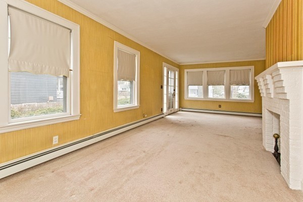 37 Hanscom Avenue Reading, MA 01867 - Photo 5 of 21 Gallery Image 5