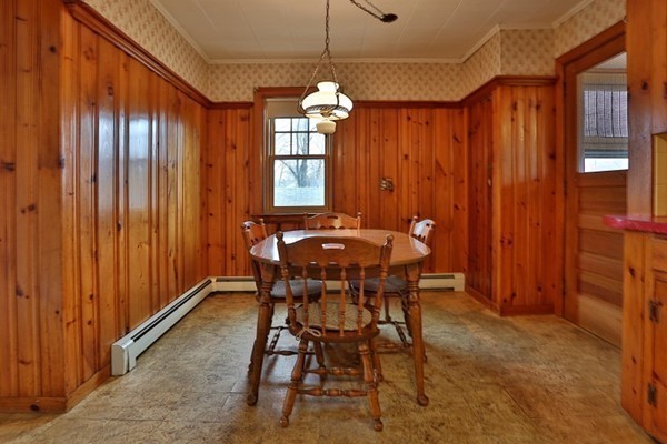 37 Hanscom Avenue Reading, MA 01867 - Photo 10 of 21 Gallery Image 10