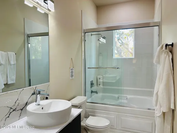 $5,000 | 5631 Heckscher Drive, Jacksonville, FL 32226