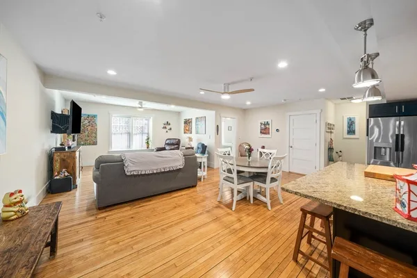 $664,000 | 76 Court Street, Unit 4, Plymouth, MA 02360
